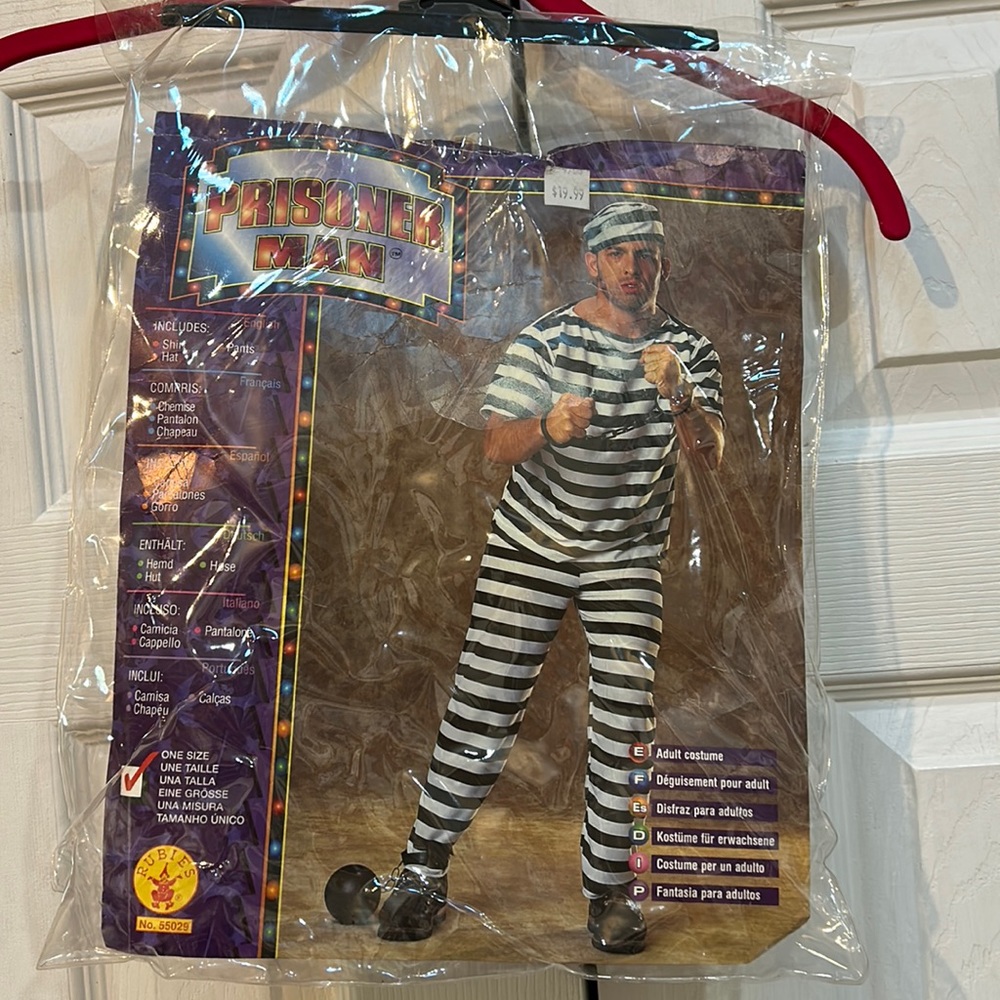 NWT prisoner man costume. One size.